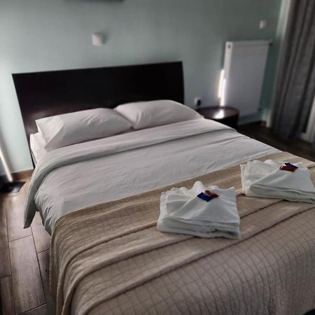 Cozy Apartment Metaxourgeio Greendom 아테네 외부 사진
