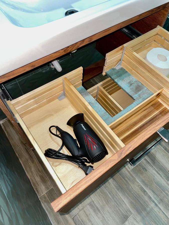 Cozy Apartment Metaxourgeio Greendom 아테네 외부 사진