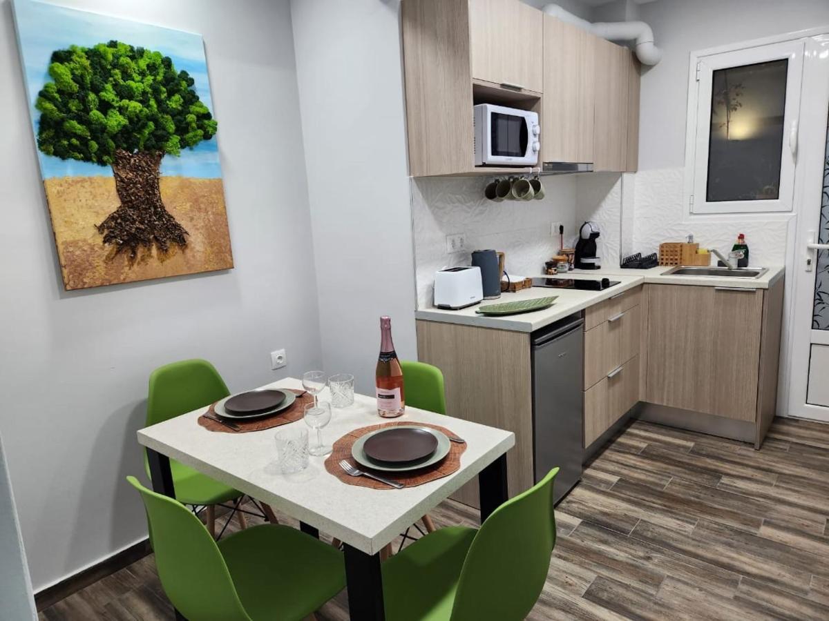 Cozy Apartment Metaxourgeio Greendom 아테네 외부 사진